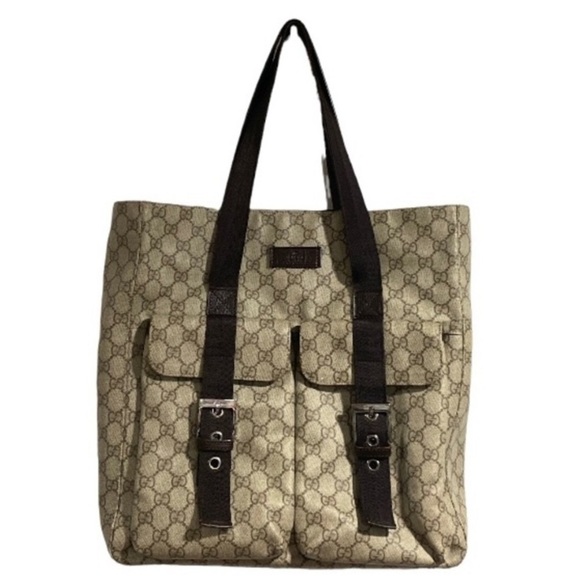 Gucci Handbags - Gucci Supreme GG shopper tote authentic
Leather & canvas
Very good condition